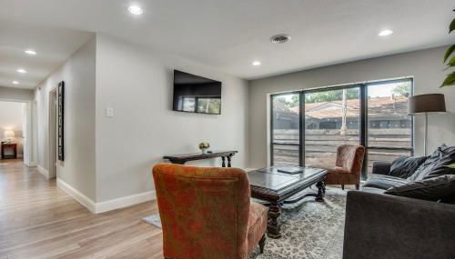 Modern, Roomy, Game Room, Patio, Family Home, Private Parking - Foto 4