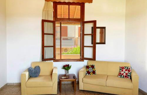 Dusk Apartments with Stunning Mountain View - Foto 14