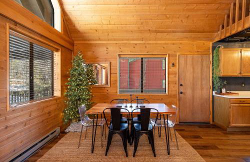 Stylish Cozy Cabin Retreat in Munds Park - Foto 11