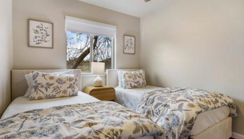 Pool, Games, King Suite 3BR Sleeps 9 - Foto 4