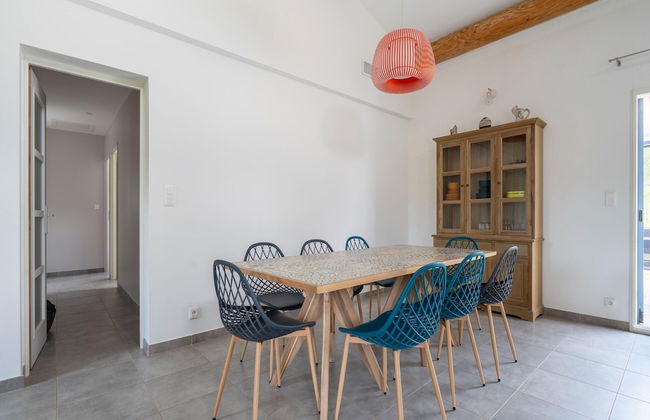 Cosy Holiday Home With Pool - Photo 22