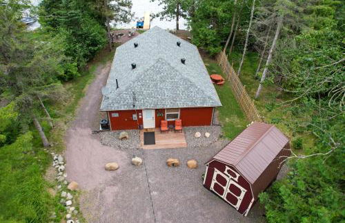 Winter Lake Escape with Access to Ice Fishing! - Foto 42