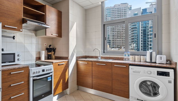 Cozy 1BR-Balcony - Walk-in to JBR beach - Foto 2, Cocina básica privada