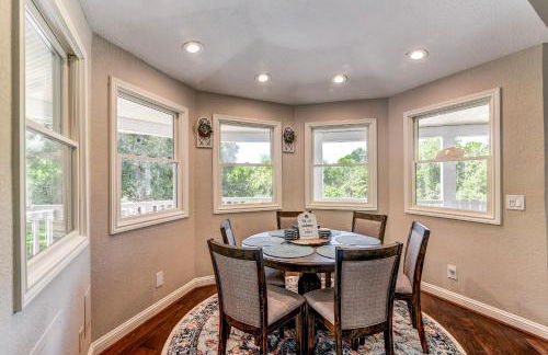 The San Bernard River waterfront provides private access to a spa, boat ramp, and jet skiing - Photo 65