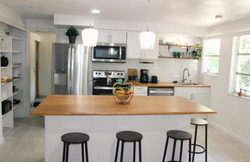 5 min from Weeki Wachee park- Fully Fenced 3 Bedroom House - Foto 12