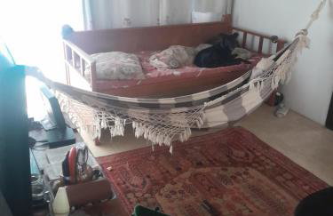 Suíte e cozinha, entrada compartilhada - Foto 9