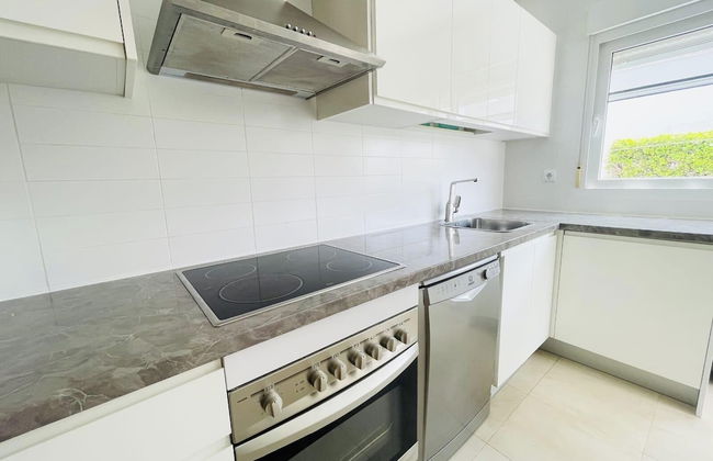 La Torre Golf 3-bed Villa- Pool, Hot Tub & Terrace - Photo 8