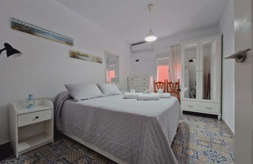 Beachfront House - Photo 8