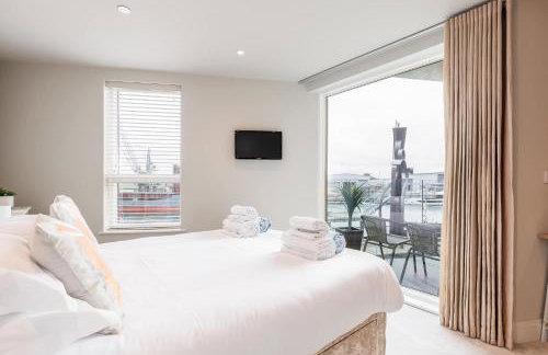 Harbours Edge - Front-Line Harbour Views - Photo 22