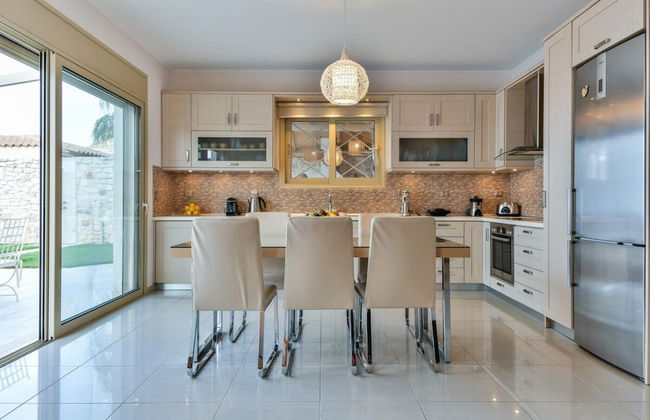 Infinite Blue Epidavros - Foto 29