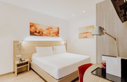 Privilege Apartments - Photo 1