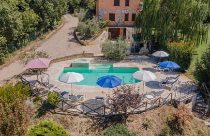 Villa San Lorenzo - Hilltop Villa With Private Pool, Jacuzzi & AirCO - Photo 22