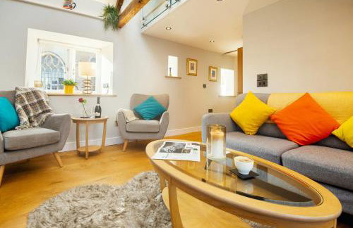 1 Castle Mews - Foto 1