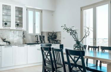 Aphrodite's Villa - Photo 16