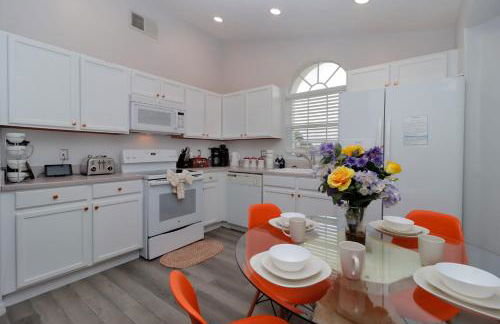 Making Dreams 4BR Family Villa with Pool and Game Room Near Disney Parks - Foto 77