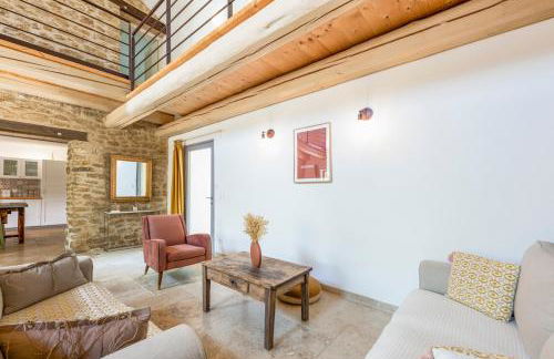 La Bastide du Père Mathieu Jacuzzi couvert et Piscine - Foto 26