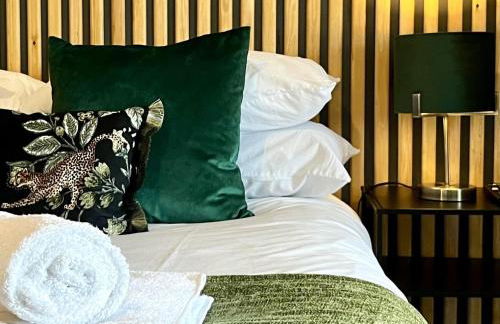 Sleeps 2 -Central Ellesmere -Parking - PetFriendly - Foto 12