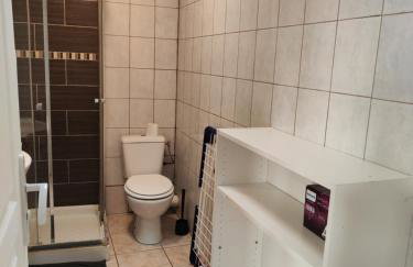 Apt capitale du Luberon appartement 3 chambres 4 lits clim - Foto 6