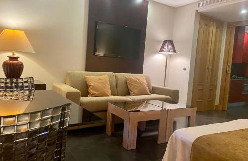 Artplatinum Suites & Apartments - Photo 22