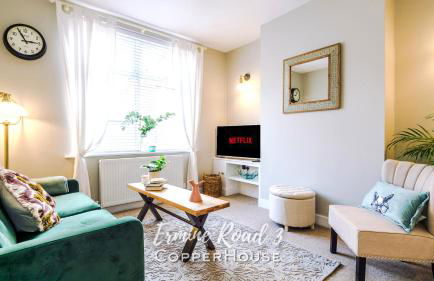 Designer apartments for City Breaks in Chester - Photo 29