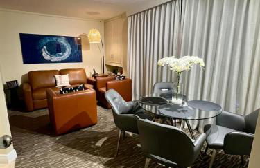 Luxury Waterfront Condo Hilton Hotel Amenities Beach Pool Jacuzzi Jetskis Gym - Foto 59