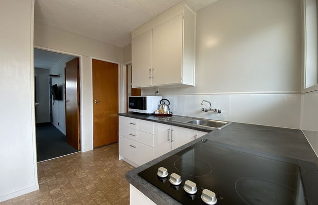 Ulster Apartments - Photo 9