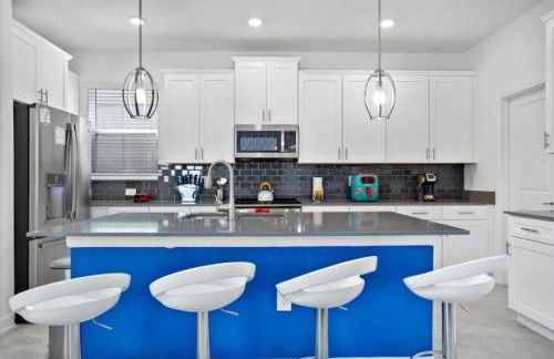 Bright Pool Villa Gated Resort Disney Shuttle Nearby - Foto 3