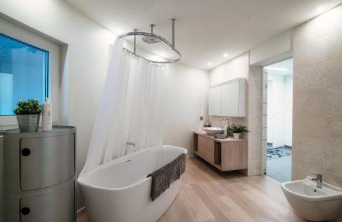 The Art House - by MyHomeInComo - Foto 28