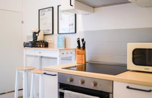 AHOI HOMES - Stilvoller Altbau im Herzen Kiels - Foto 28