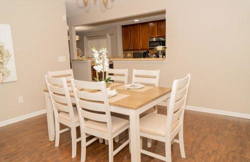 Beautiful spacious 4 bedroom house , sleeps 8+ - Foto 33