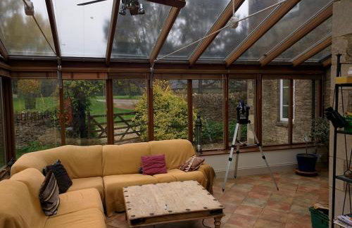 Beautiful Cotswold Farmhouse set in 50 acres - Foto 36