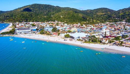 AP com Piscina em Porto Belo - Foto 2