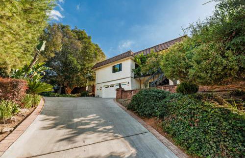 5BR Oasis with Pool, Arcade, Sauna - Photo 75