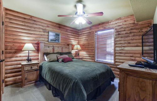 Luxury Lakefront Chalet Resort 2 Pools FREE Amenities Dock MiniGolf Waterslide - Foto 31