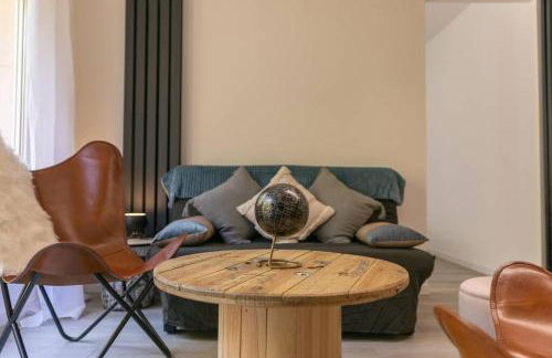 Superbe Appart Plein Centre avec Parking & Jardin - Foto 19