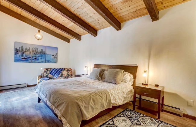 Singing Pines in Marla Bay - Walk to Lake! - Foto 6