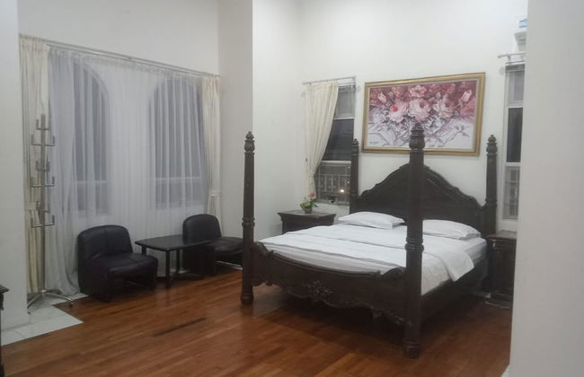 Villa Kota Bunga Camelia - Foto 6