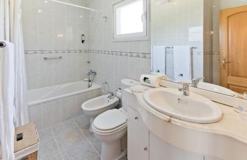 BmyGuest - Lagoa Beach & Pool Villa - Foto 38