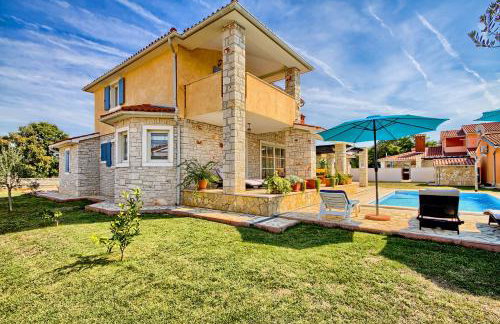 Charming villa Oliva with 4 bedrooms near the wonderful village of Fazana - Foto 4