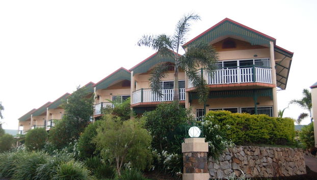 Tinaroo Lake Resort - Foto 2, Entrada interior