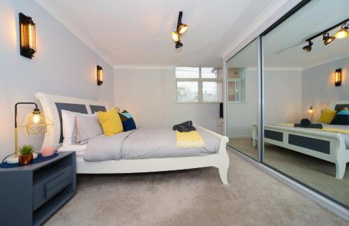 Beautiful Apartment near Bournemouth, Poole & Sandbanks - Photo 1
