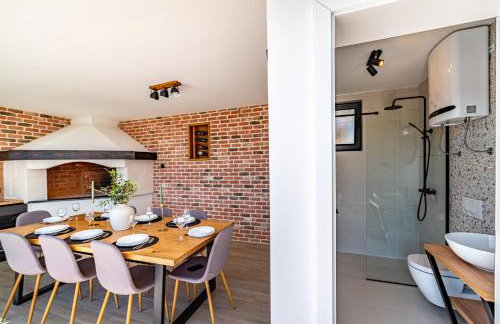 Villa Matea - heated pool, peace, view - Photo 30