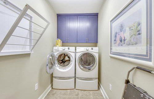 Spacious Lake Keowee Home Boat Slip and Pool Access - Foto 21