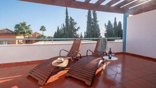 Family Fairways I Spacious 4-Bedroom Townhouse Near Beach & Golf, Estepona - Photo 2