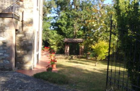 Refurbished 3 Bedroom Farmhouse in Emilia - Photo 29