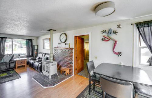 Darrington Rental with Private Yard and Mountain Views - Foto 7