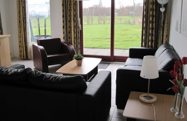 Nice House With a Dishwasher, Located in Friesland - Foto 5