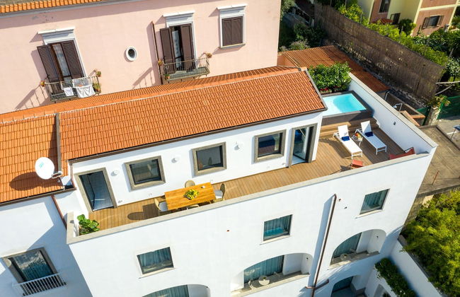 Luxury Apartment with Penthouse and Pool - Photo 61