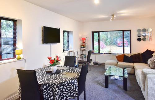 South Lodge Cottage - Photo 2