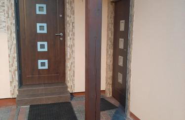 Apartamenty na przedmieściach RADZYMINA z prywatnym parkingiem i ogrodem FAKTURA - Foto 40